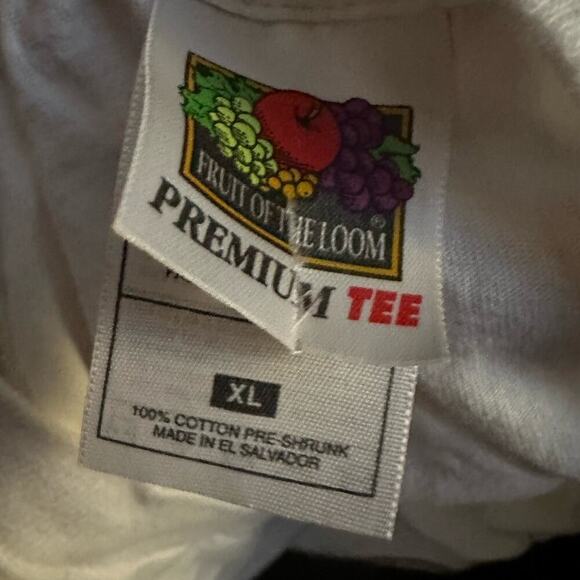 Hard Rock New York Tee Shirt - Picture 6 of 6